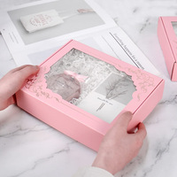 Boîtes en papier de carte de fenêtre transparente rose imprimées sur mesure pour l'emballage de bougie de tasse de cadeau avec stratification mate et brillante de gaufrage
