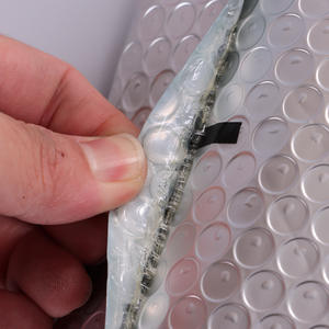 Sobre de Burbujas de Polietileno Personalizado y Resistente con Acabado Negro Metálico, Ecológico, Seguro, Impermeable y Reciclable para Embalaje Logístico - Product Image 6