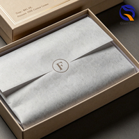 Service ODM, boîte d'emballage de vêtements de luxe avec logo en feuille d'or, film mat, pour vêtements et cadeaux