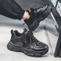 Chaussures pour hommes de haute qualité au design tendance, respirantes, en mesh, décontractées, à plateforme, antidérapantes, pour améliorer le confort sportif