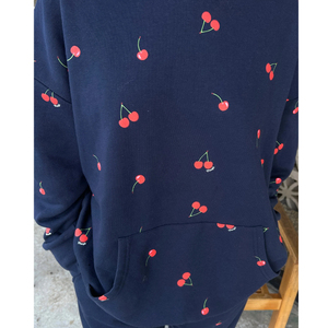 Sudadera de salón personalizada, Sudadera con capucha, pantalones de chándal, conjunto a juego, sudadera con estampado de cerezas, conjunto de pantalones de chándal, chándal con patrón de cerezas - Product Image 4