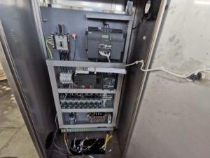 Máquina Automática de Llenado de Bebidas de 200 <span class=keywords><strong>Bpm</strong></span> con Botellas de Plástico, Motor Eléctrico, Control Digital y Funciones de Ahorro de Energía - Product Image 5
