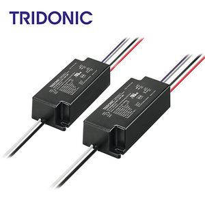 Tridonics 28002255 700MA 0-10V IP67 Salida a prueba de agua 14-28V Fuente de alimentación de luz LED 20W - Product Image 1