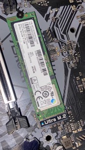 Unidad de estado sólido HORNG SHING usada PM981A M.2 256G SATA 6Gbps SSD - Product Image 3