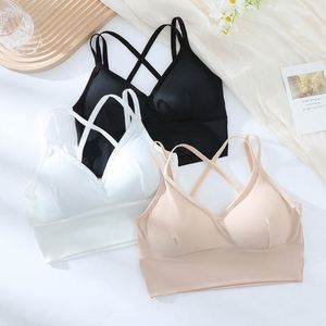 Soutien-gorge sexy en dentelle rouge sans couture, liftant, respirant, sculptant, confortable, élégant et sensuel - Product Image 1