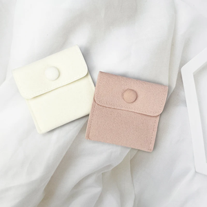 Bolsa de Regalo para Joyería de Sufiber con Logotipo Personalizado, Sobre para Guardar Aretes, Anillos y Collares, con Diseño Elegante y Duradero - Product Image 5