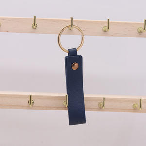 Simple couleur unie bagages accessoires voiture pendentif multi couleur PU cuir chambre carte vérifier carte accès porte-clés boucle - Product Image 6