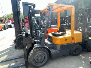 Montacargas Diésel Usado TCM FD30 FD50 FD70 de 3 Toneladas con Desplazador Lateral - Product Image 5