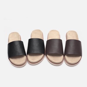 Sandales décontractées arabes XINZI RAIN à enfiler, logo personnalisé, en cuir véritable, respirantes, antidérapantes, pour femmes et hommes - Product Image 3