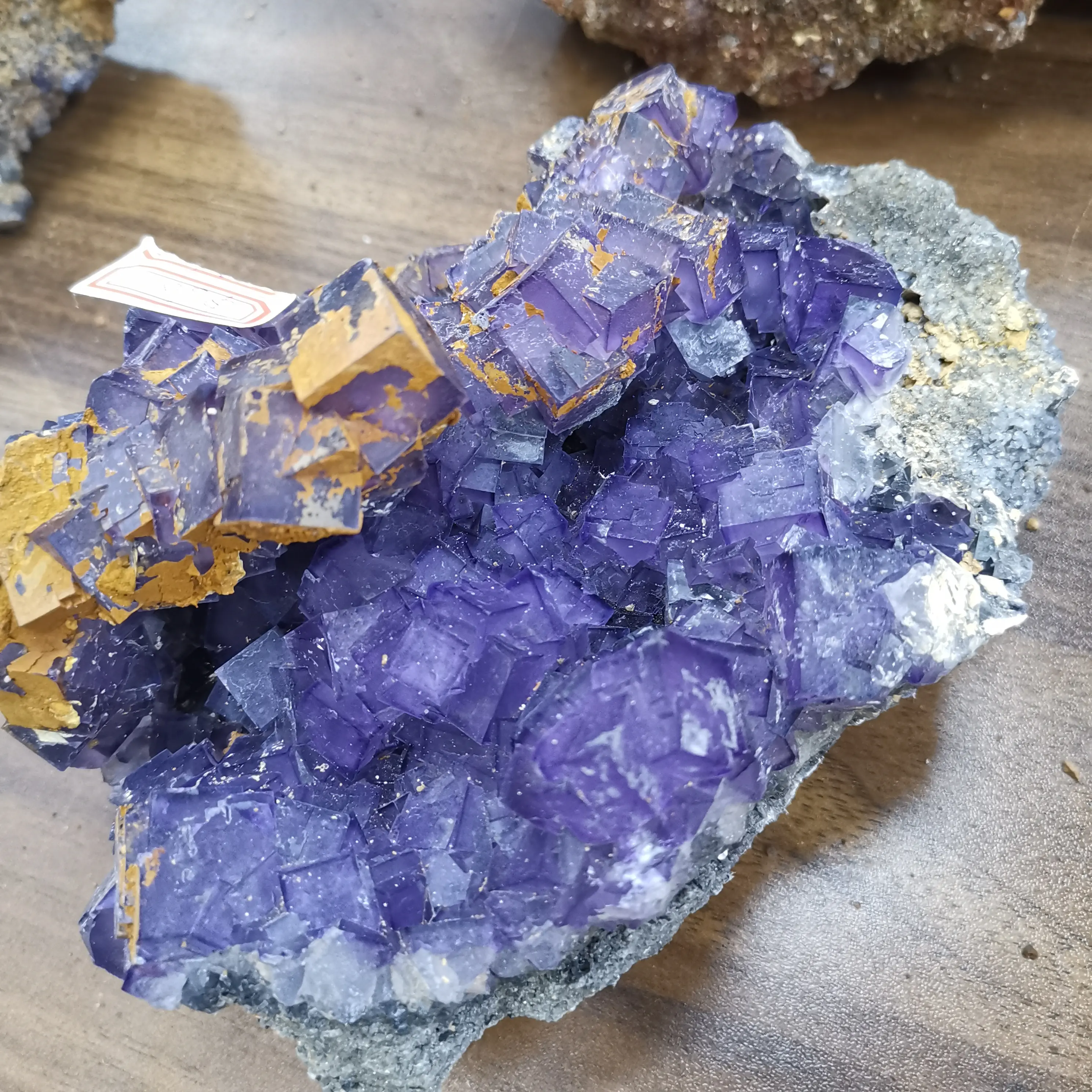 Pierres précieuses de guérison naturelles, g, pierre de guérison, cristal de fluorite violet, vente en gros