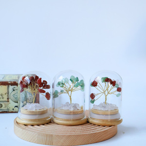Offre Spéciale : Arbre porte-bonheur en cristal naturel avec couvercle en verre, pierre précieuse de guérison faite à la main pour bureau - Product Image 4