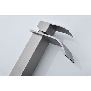 Robinet de lavabo cascade à poignée unique DB, finition brossée, thermostatique, sans contact, à poser sur le comptoir, style contemporain - Product Image 4