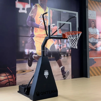Support de basket-ball pour jeunes à hauteur réglable, portable pour l'intérieur et l'extérieur avec gaine en éponge intégrée pour les sports scolaires