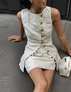 ชุดเซ็กซี่กระโปรงมินิสั้น เสื้อกล้ามคอกลม ชุดเซ็ตฤดูร้อนสำหรับผู้หญิง ชุดสองชิ้น - Product Image 2
