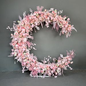 Decorazione di nozze arco floreale sposami sfondo rosso amore cuore e luna a forma di piedi arco rosa fiore per proposta - Product Image 1