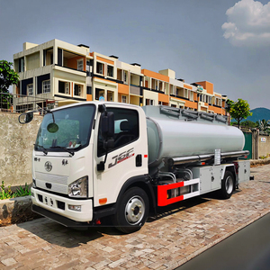 Nuevo Camión Cisterna de Agua de 500 Galones, Diésel, Volante a la Izquierda, de China, al Precio Más Bajo - Product Image 3