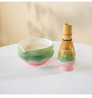 Bol à Matcha avec bec verseur et support de fouet Kit de 4 pièces avec cuillère et fouet en bambou pour la cérémonie du thé Matcha Chawan en céramique