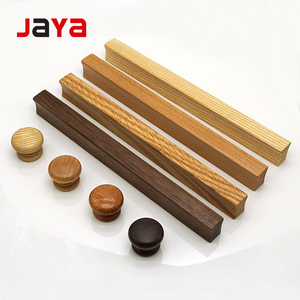 Maniglie per Mobili in Legno di Quercia Massello JAYA, Design Moderno e Lussuoso, per Armadi e Camere dei Bambini - Product Image 1