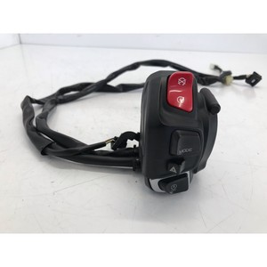 Supporto Poggiapiedi Anteriore Compatibile con BMW R1250R, Parte della Carrozzeria Moto - Product Image 1