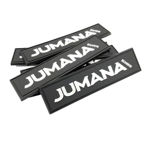Étiquette en silicone personnalisée multicolore 2D pour presse à chaud, badge en PVC souple 3D en relief pour vêtements et couvre-chefs - Product Image 1