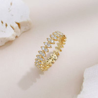 Anello Sbalorditivo e di Tendenza con Diamanti Coltivati in Laboratorio a Pavé Completo, Placcato in Oro Giallo 18K, Gioiello Raffinato da Donna per Fidanzamento, Matrimonio e Cerimonia Nuziale