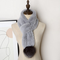 Écharpe en fourrure de lapin Rex gris foncé pour femme Accessoire chaud d'hiver de longueur moyenne pour la saison d'automne et d'hiver