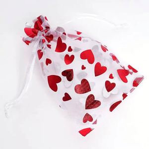 Sacs en organza rouge avec imprimé cœur, pochette cadeau 8x10cm, sac en maille à cordon pour la fête des mères, ornement de Noël - Product Image 4