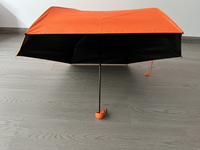 Promotion nouveau 8k/6K 5 parapluie pliant pliant Gel noir Mini Capsule parapluie de poche extérieur noir revêtement panneau parapluies