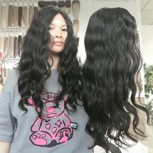 महिलाओं के मानव बालों के लिए वेवी हेयर टॉपर्स में थोक शिपमेंट के लिए तैयार फ्री पार्ट हैंड टाईड 4X4 सिल्क बेस क्लिप
