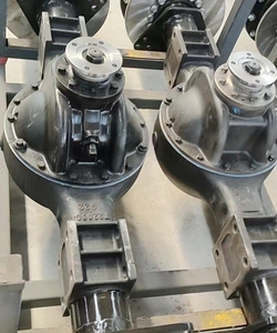 Suku Cadang As Roda Depan Belakang WA1240B WA2241B R untuk <span class=keywords><strong>Wheel</strong></span> <span class=keywords><strong>Loader</strong></span> <span class=keywords><strong>XCMG</strong></span> Hot Sale <span class=keywords><strong>Zl50g</strong></span> LW300 - Product Image 3