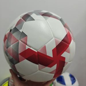 Balón de Fútbol Personalizado con Diseño Termosellado para la Marca del Club - Product Image 3