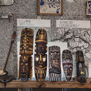 Masques sculptés en bois massif Tailai, design personnalisé multifonctionnel, à suspendre au mur, pour restaurant, bureau, salon - Product Image 3