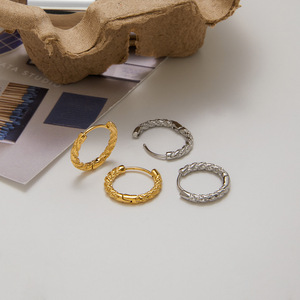 Hoop Earrings 14K Gold Stainless Steel Hammered Classic Design Unisex Jewelry - Product Image 1