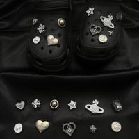 Juego de adornos de diamantes de imitación para zapatos Saturn con cadena, perlas y estrellas, accesorios DIY brillantes para zuecos de mujer