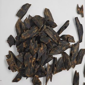 Top031(f) Legno di Agar di Guangdong, <span class=keywords><strong>Oud</strong></span> di Hainan, Grado 5A 20Y, Olio Essenziale di Cuore d'Albero, Grado Submersibile, Nero Puro, Duro e Pesante, per Bruciare a Lungo - Product Image 3