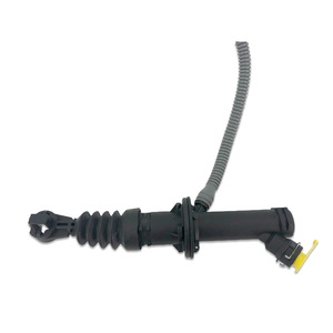 Maître-cylindre d'embrayage et de frein en plastique neuf pour Suzuki Clio IV 306100642R 306105773R - Product Image 1