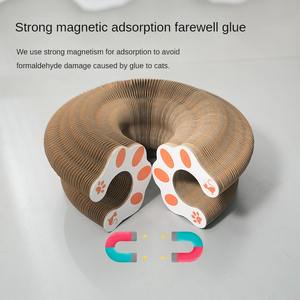 Griffoir ondulé pour chat avec clochette – Cadre d'escalade pour affûter les griffes – Jouet pour animaux de compagnie au style mignon et résistant aux griffures - Product Image 4