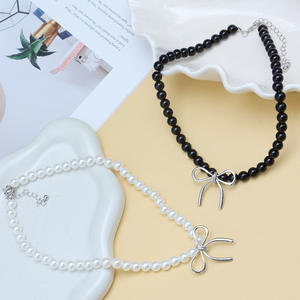 Collier de perles imitation perle, nœud papillon, collier ras du cou pour femme, bijoux simples pour soirée, colliers de mode blancs et noirs - Product Image 2