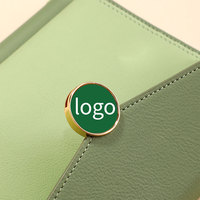 Carnet A5 Rechargeable 2024 à Feuilles Mobiles Design Portefeuille avec Logo Gaufré, Couverture en Cuir PU et Anneaux de Classeur à Boucle Magnétique