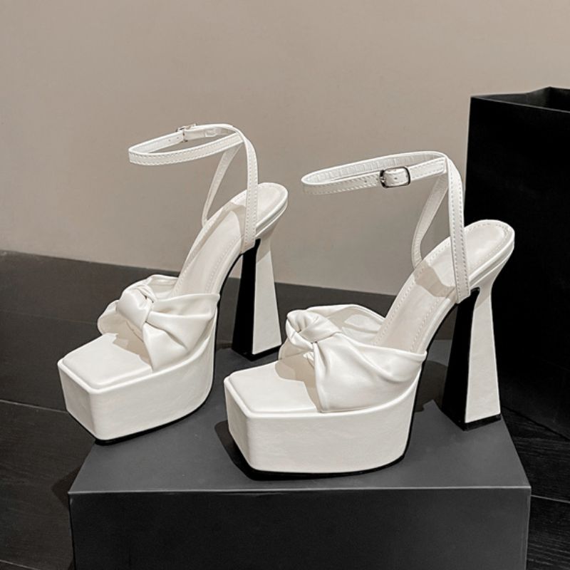 靴 BOW PLATFORM SANDALS BOW PLATFORM SANDAL Black Velvet Platform Heel by KURT