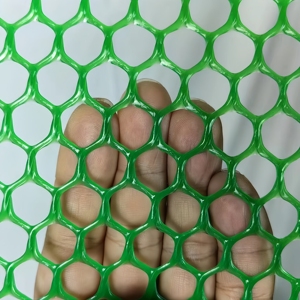 メーカー グリーンPEプラスチック製 フラットネット メッシュ 農場 鶏舎用フェンス 1m×30m 1ロール - Product Image 2