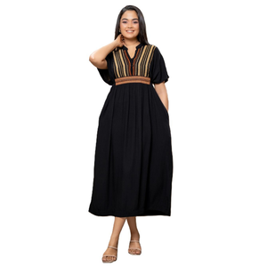 Vestido Tipo Bata de Gasa Texturizada Elegante de Calidad Excepcional, Ropa al por Mayor para Boutiques - Product Image 2