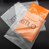 Sac en plastique avec fermeture à glissière pour t-shirt, polissoir d'impression Logo personnalisé, mat/givré biodégradables, petit sac à fermeture éclair pour vêtements transparents avec son propre Logo