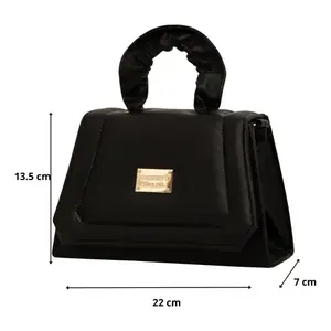 Bolso Cruzado Fana Spectacular Luisa Negro con Asa Única, Resistente al Agua, Cierre de Cremallera, Detalle de Letras en PU y Poliéster, para Uso Diario - Product Image 4