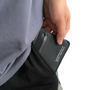 Personnalisation Ultimate Mini portefeuille étanche-Prêt pour l'aventure, tissu composite TPU, fermeture éclair IPX7, pour les amateurs de plein air - Product Image 6