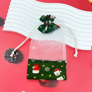 Petite pochette élégante en organza de coton avec cordon de serrage pour la décoration de fête de Noël, pour les cadeaux de Noël, la décoration de festival, l'emballage de vacances - Product Image 5