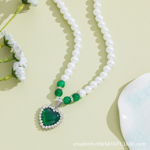 <span class=keywords><strong>Collier</strong></span> de perles d'imitation synthétiques cadeau de fête des mères <span class=keywords><strong>collier</strong></span> de perles pour donner à la mère tempérament aîné tous les bijoux de couleur assortis - Product Image 2