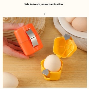 Batteur à œufs manuel et éplucheur - Ouvre-coquille d'œuf compact et portable, sans batterie, rangement facile - Product Image 4