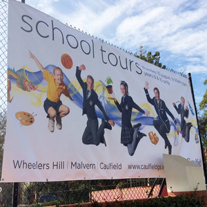 批发促销 PVC 柔性乙烯基帆布 UV 数码印刷定制广告户外旗帜横幅 - Product Image 2