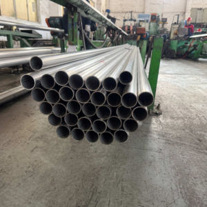 أنبوب مستطيل مربع من الفولاذ المقاوم للصدأ 304 للزينة 06Cr19Ni10 S30400 1.4301 SUS304 - Product Image 1